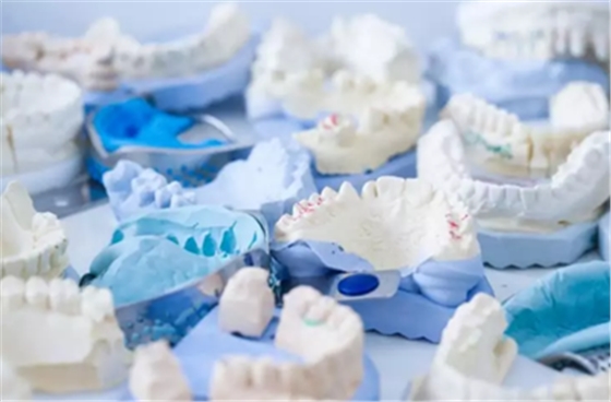 「傳統(tǒng)印?！筼r「數(shù)字化印?！梗∧＜夹g(shù)哪家強(qiáng)？