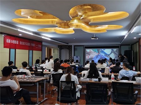 張東星老師濟(jì)南微創(chuàng)拔牙課 張東星老師濟(jì)南微創(chuàng)拔牙課