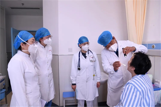 全國(guó)首創(chuàng)多學(xué)科聯(lián)合診療模式精治口腔黏膜疾病 全國(guó)首創(chuàng)多學(xué)科聯(lián)合診療模式精治口腔黏膜疾病