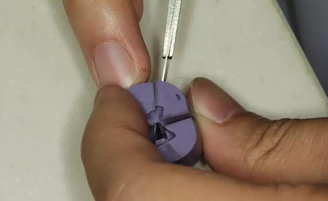 硅橡膠導(dǎo)板——牙體預(yù)備步驟詳解 硅橡膠導(dǎo)板——牙體預(yù)備步驟詳解